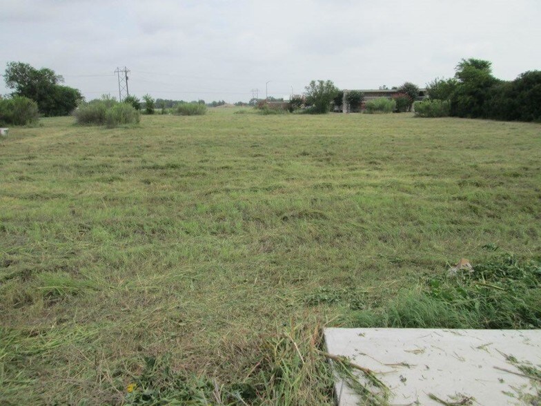 More Photos Of 980 E Interstate 10, Seguin Land For Sale