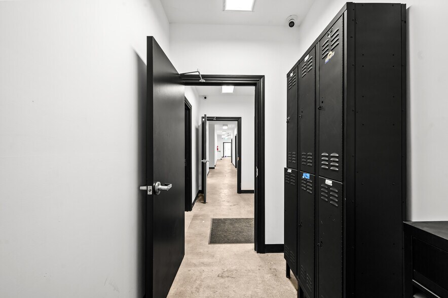 More Photos Of 1440 Cota Ave, Long Beach Distribution For Lease