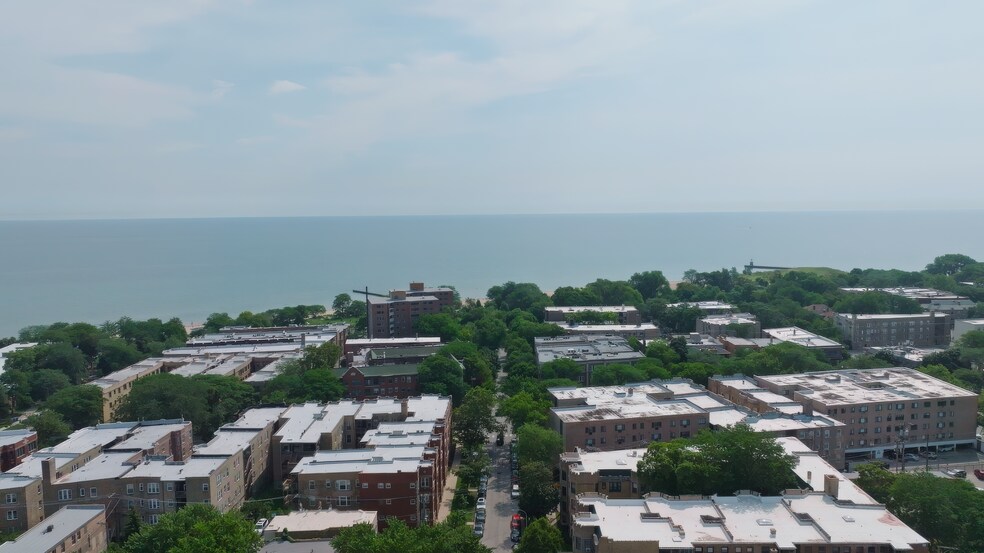 More Photos Of 1409-1411 W Lunt Ave, Chicago Storefront Retail Residential For Sale