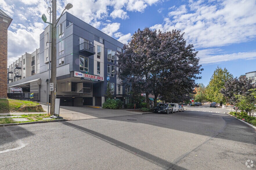 More Photos Of 1900 Queen Anne Ave N, Seattle Apartments For Lease