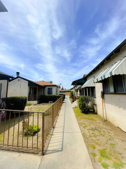 More Photos Of 12937 Van Nuys Blvd, Pacoima Apartments For Sale