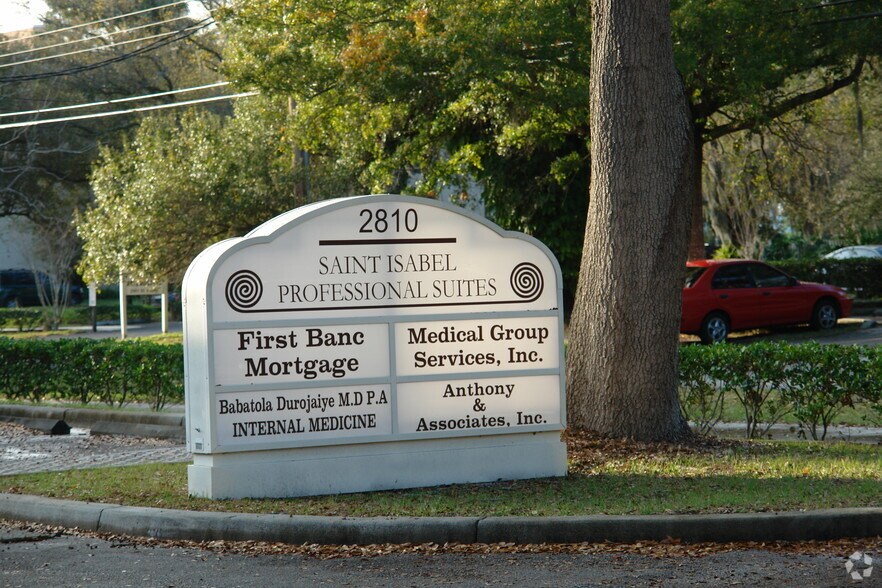More Photos Of 2810 St Isabel St, Tampa Medical For Lease