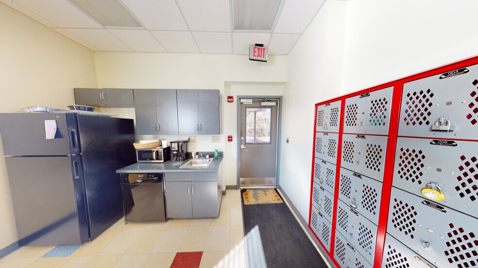 More Photos Of 4802 Cargo Ct, Columbus Office For Sale