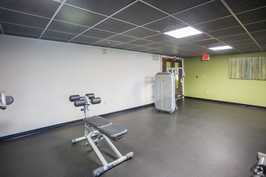 More Photos Of 8710 Cameron St, Silver Spring Apartments For Lease