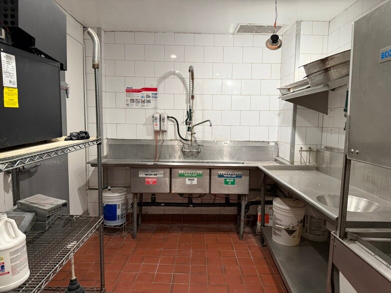 More Photos Of 3129 W Sunset Blvd, Los Angeles Apartments For Lease