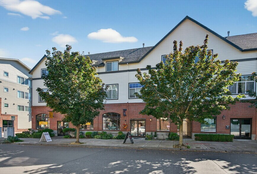 More Photos Of 1647 NE Market Dr, Fairview Apartments For Sale