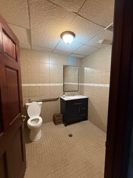 More Photos Of 16612 W 159th St, Lockport Office For Sale
