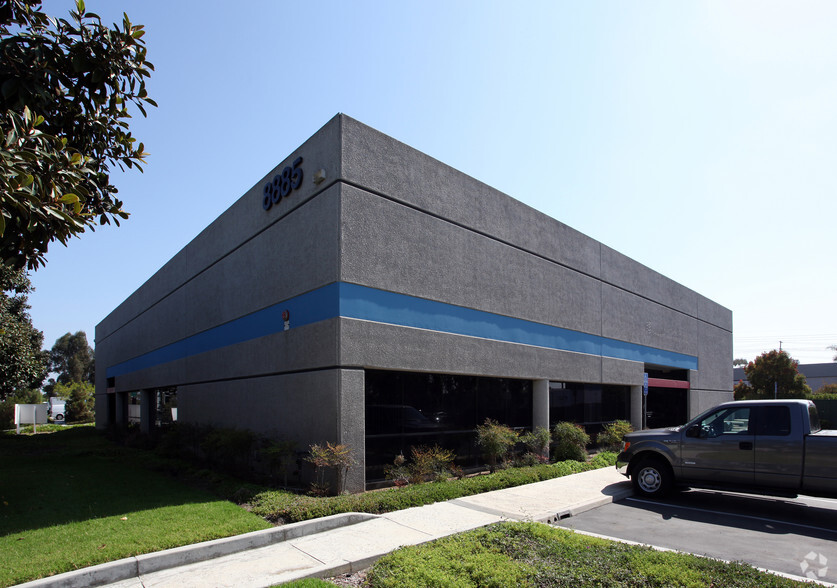 Primary Photo Of 8885 Rehco Rd, San Diego Research And Development For Lease