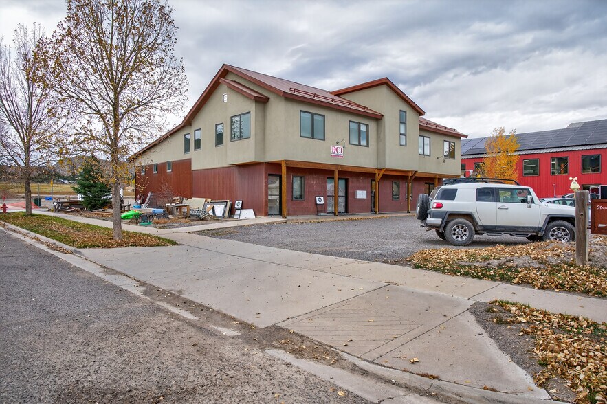 More Photos Of 653 N Cora St, Ridgway Office For Lease