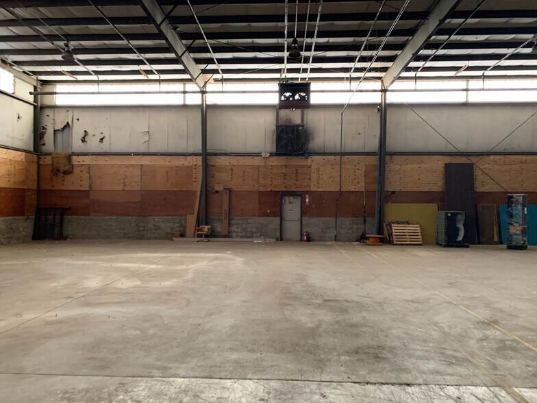More Photos Of 1422 Route 179, Lambertville Warehouse For Lease