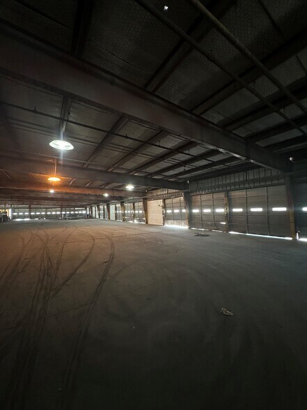 More Photos Of 255 S Navigation Blvd, Corpus Christi Truck Terminal For Lease
