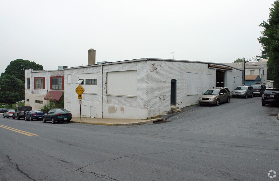 More Photos Of 1857 W Walnut St, Allentown Light Manufacturing For Sale