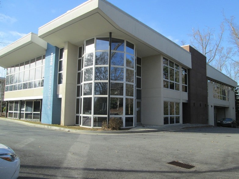 More Photos Of 5424 Glenridge Dr NE, Atlanta Office For Sale