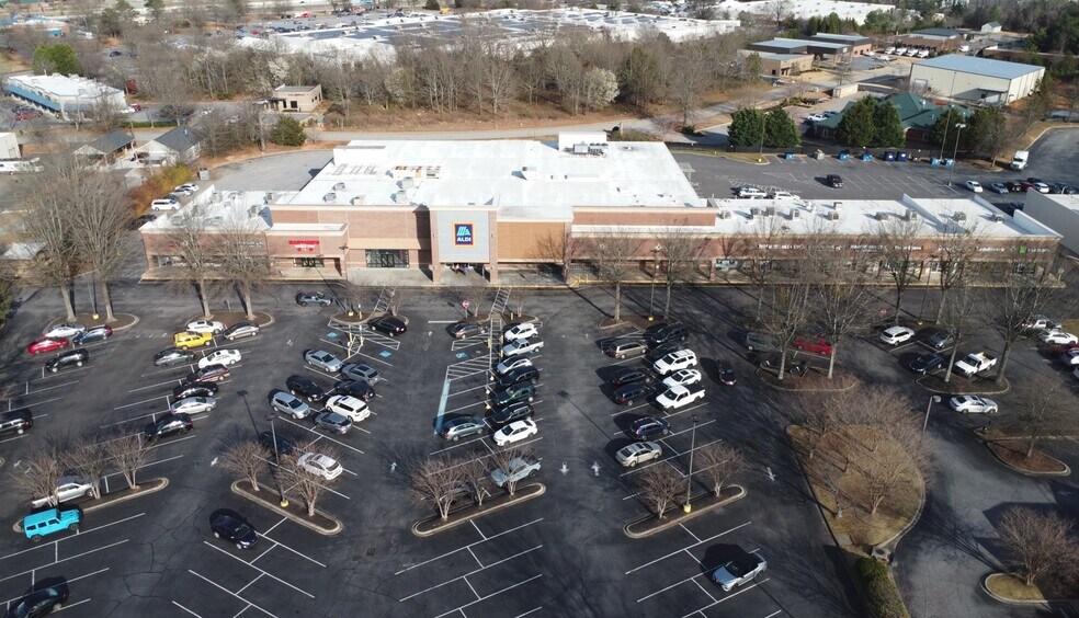 Primary Photo Of 655 Fairview Rd, Simpsonville Unknown For Lease