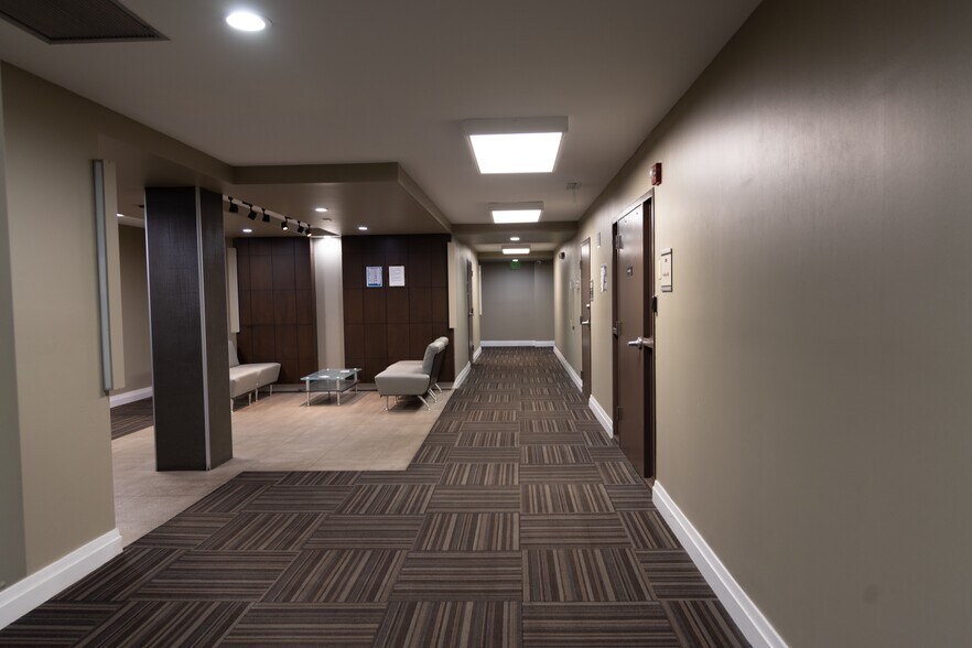 More Photos Of 5701 NW 88th Ave, Tamarac Office For Lease