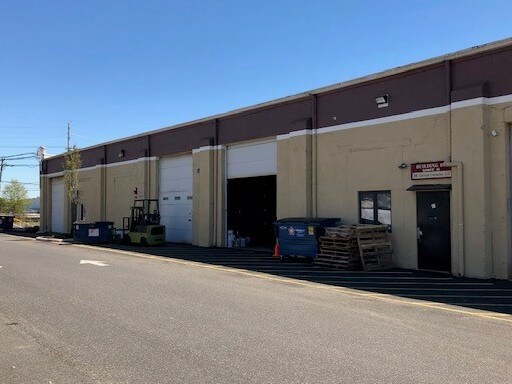 More Photos Of 8 W Chimney Rock Rd, Bridgewater Manufacturing For Lease