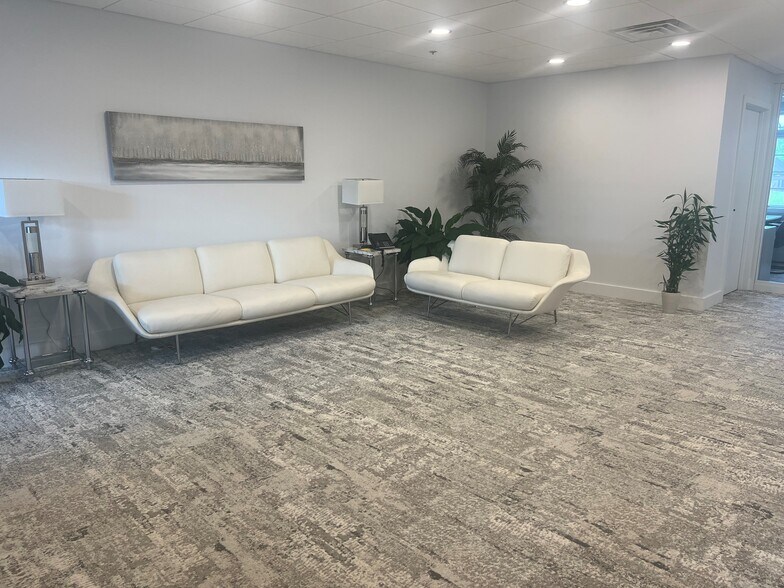 More Photos Of 388 Garden Ave, Holland Medical For Sale