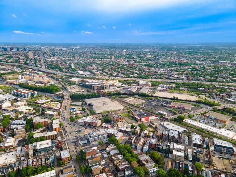 More Photos Of 2400 N Ashland Ave, Chicago Medical For Lease