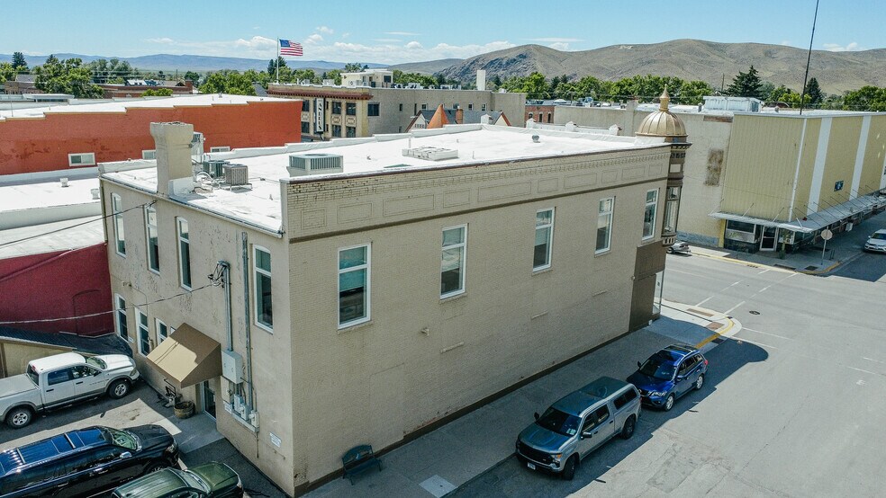 More Photos Of 4 S Idaho St, Dillon Office For Sale