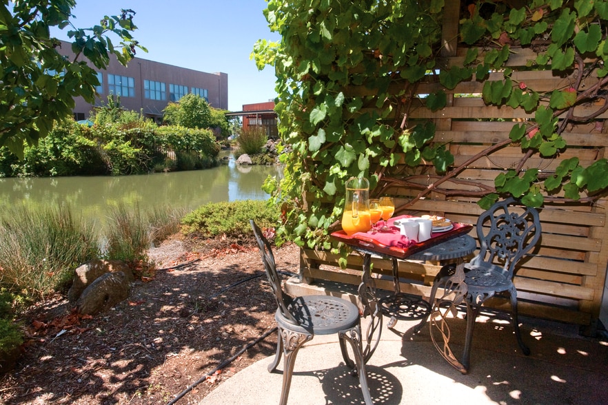 More Photos Of 3600 Broadway St, American Canyon Hotel For Sale