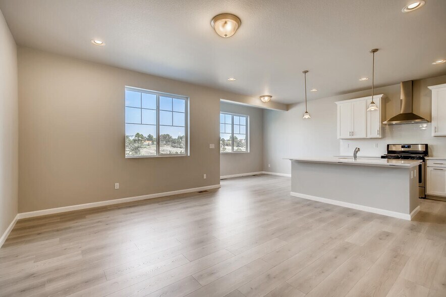 More Photos Of 5315-5329 Canyon View Dr, Castle Rock Apartments For Sale