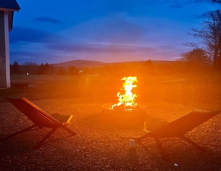 More Photos Of 218 NY-296, Windham Hotel For Sale