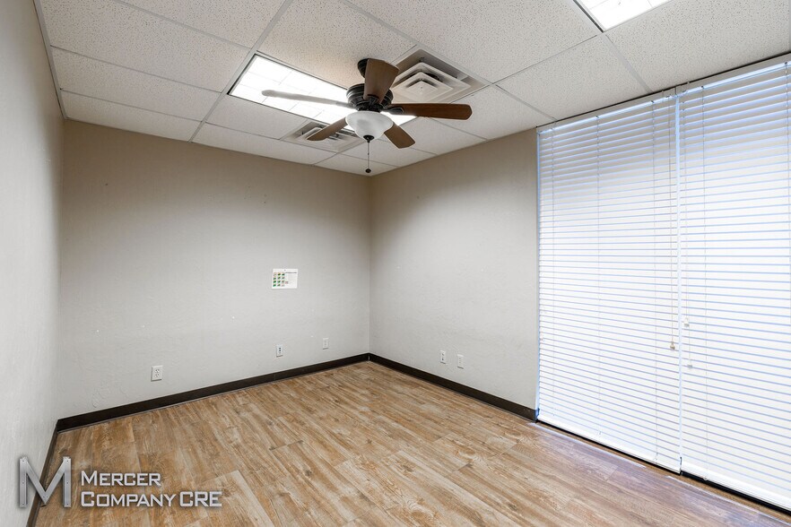 More Photos Of 1635 SE 29th St, Oklahoma City Warehouse For Lease