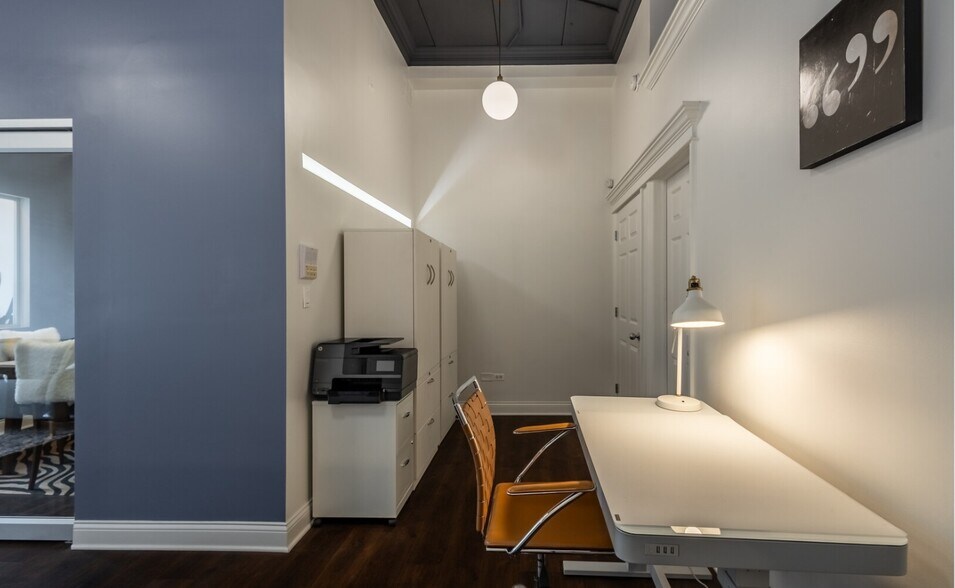 More Photos Of 4704 N Kenmore Ave, Chicago Apartments For Sale