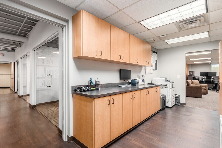 More Photos Of 6156 Wilcox Rd, Dublin Medical For Sale