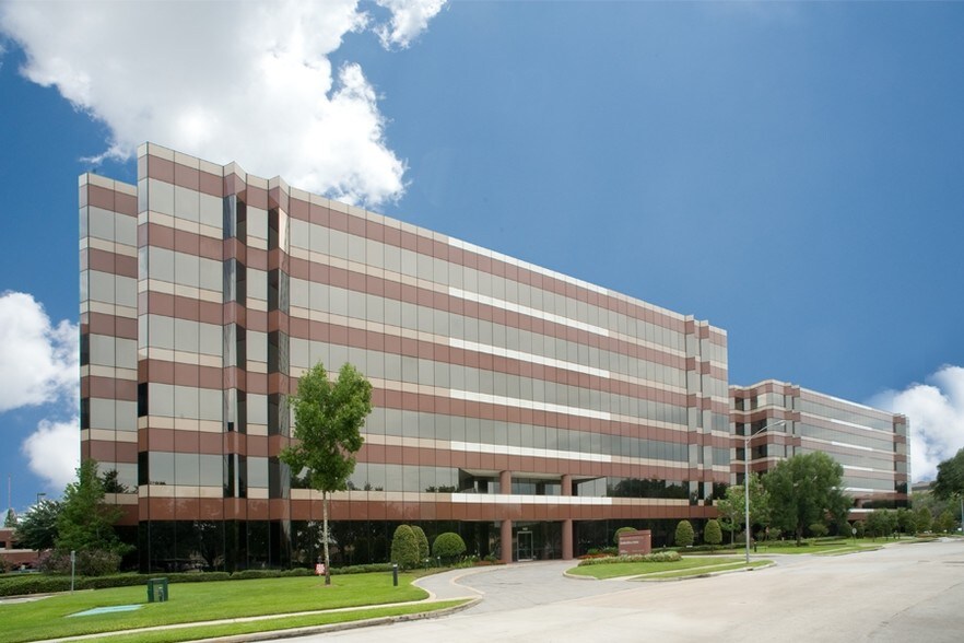 More Photos Of 16290 Katy Fwy, Houston Office For Sale