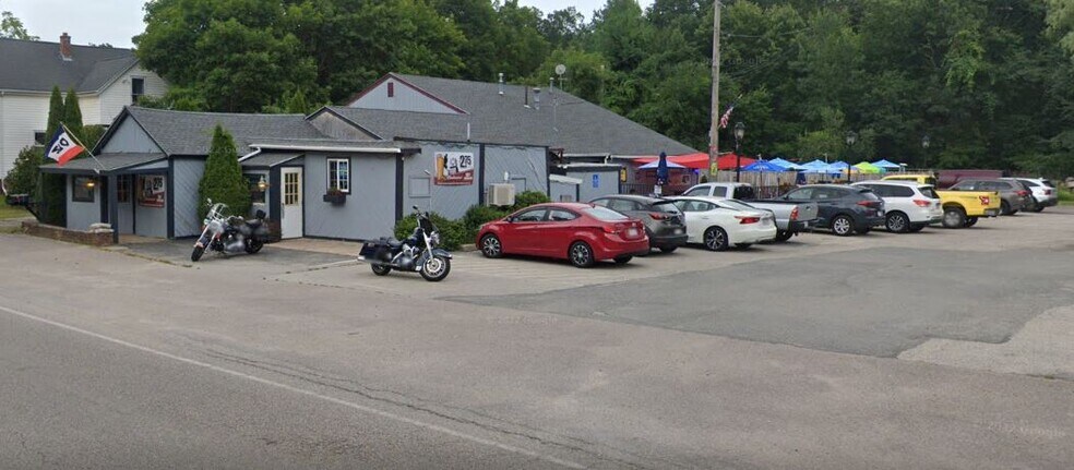 More Photos Of 292 W Main St, Norton Restaurant For Sale