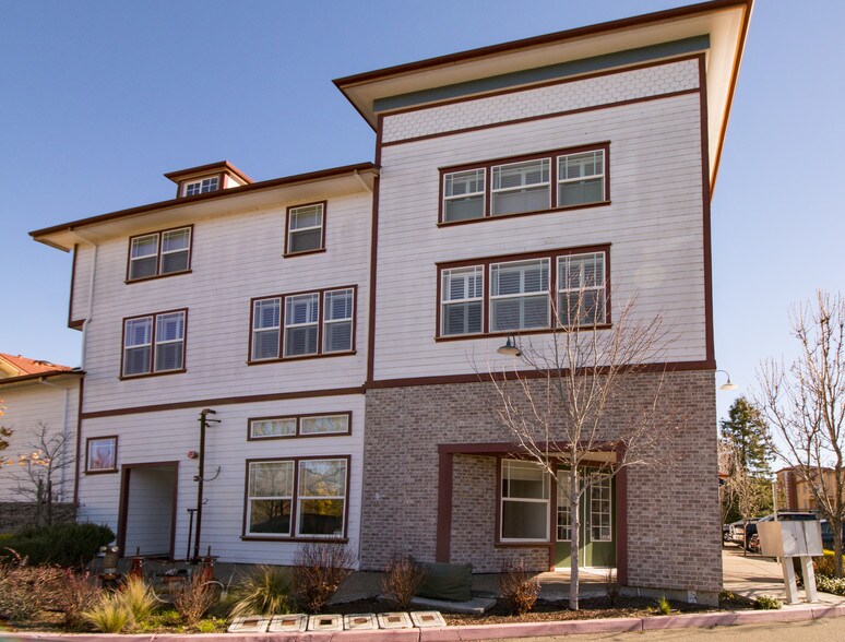 More Photos Of 220 Windsor River Rd, Windsor Apartments For Sale