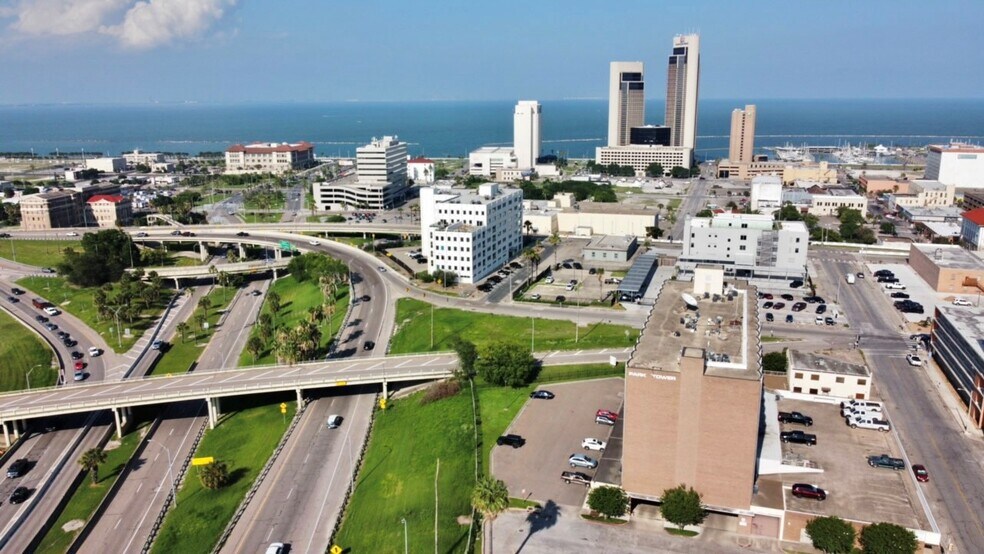 More Photos Of 710-724 Buffalo St, Corpus Christi Unknown For Lease