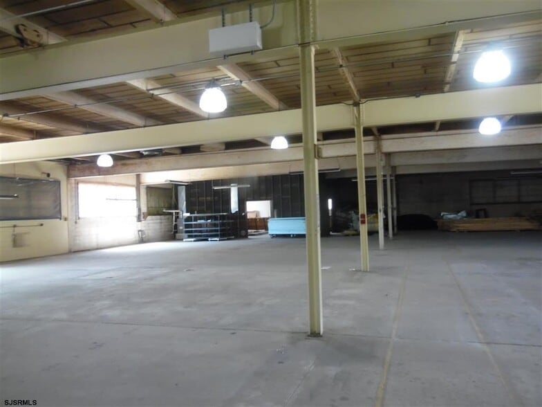More Photos Of 176 New Jersey 50 Landing, Corbin City Warehouse For Sale