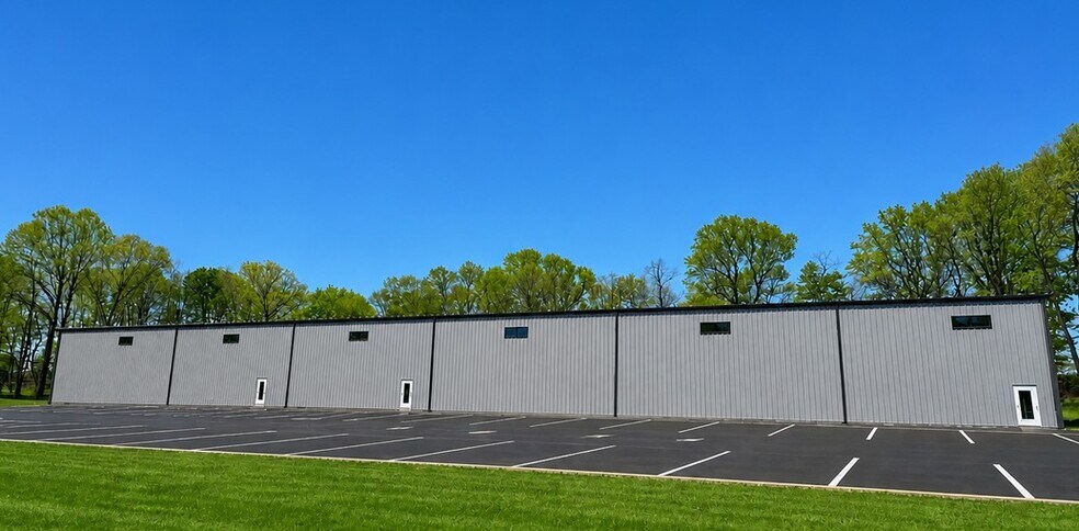 Primary Photo Of 2578 Ridge Rd, Elverson Flex For Lease
