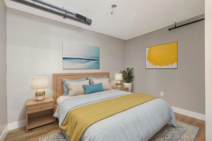 More Photos Of 6011 Madison Rd, Cincinnati Storefront Retail Residential For Sale