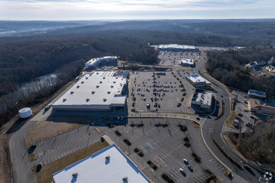 More Photos Of Eddie Dowling Hwy, North Smithfield Unknown For Lease