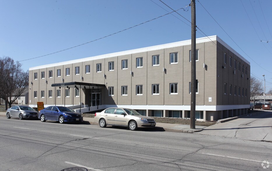 More Photos Of 1701 S 17th St, Lincoln Loft Creative Space For Lease