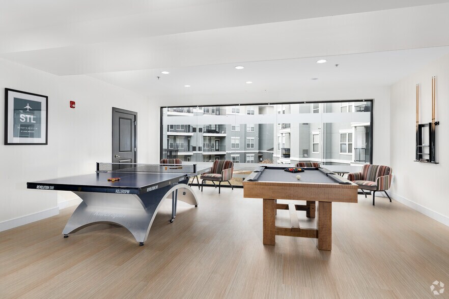 More Photos Of 3949 Lindell Blvd, Saint Louis Apartments For Lease