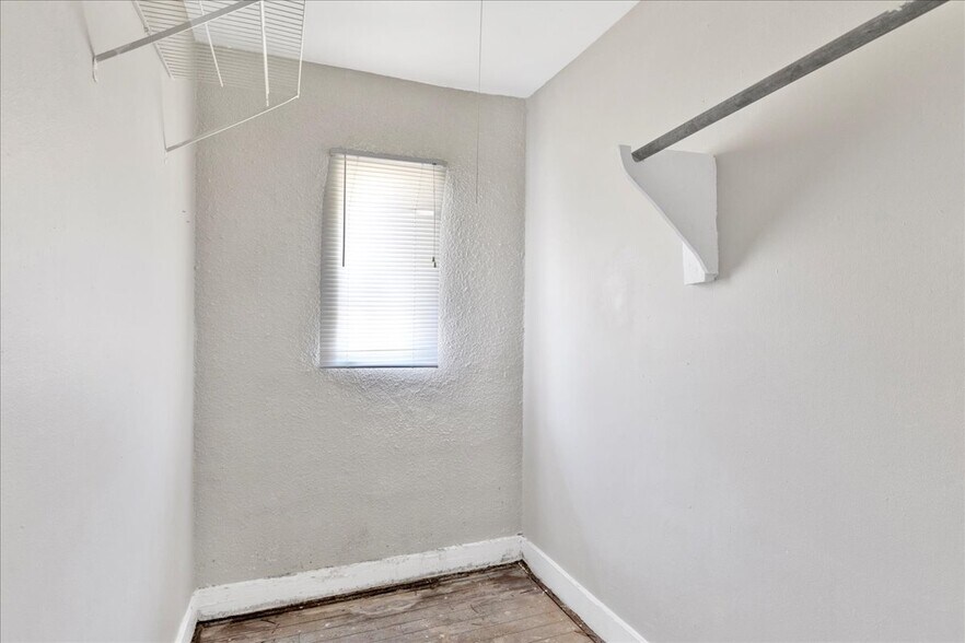 More Photos Of 608 1st St S, Birmingham Apartments For Sale