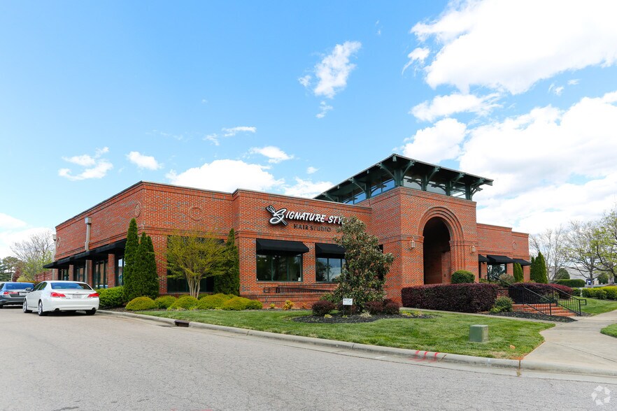 More Photos Of 20035 Jetton Rd, Cornelius Freestanding For Lease