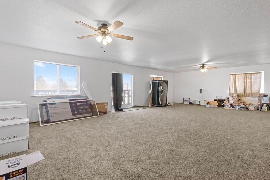 More Photos Of 302 S Purcell Blvd, Pueblo West Auto Dealership For Sale