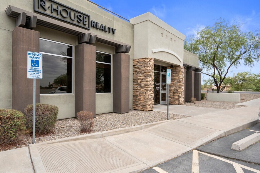 More Photos Of 1345 E Chandler Blvd, Phoenix Office For Lease