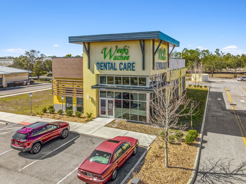 More Photos Of 9749 Commercial Way, Weeki Wachee Medical For Sale