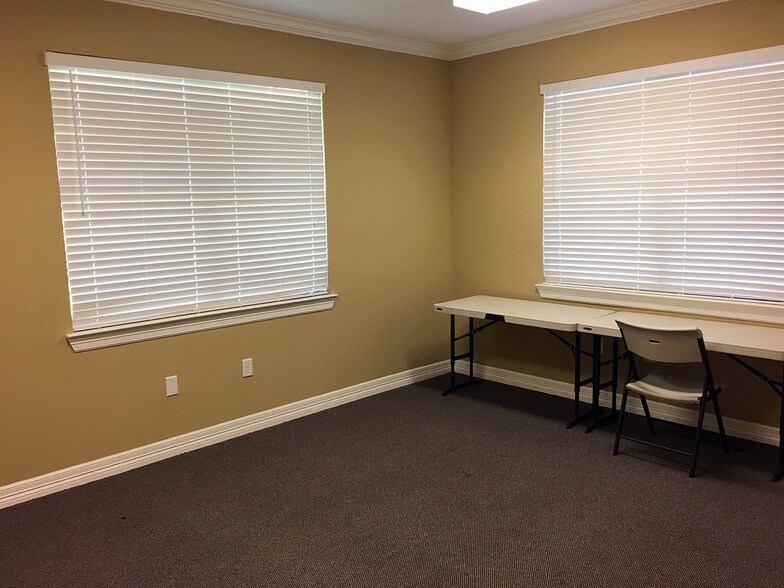 More Photos Of 4502 Riverstone Blvd, Missouri City Office For Lease