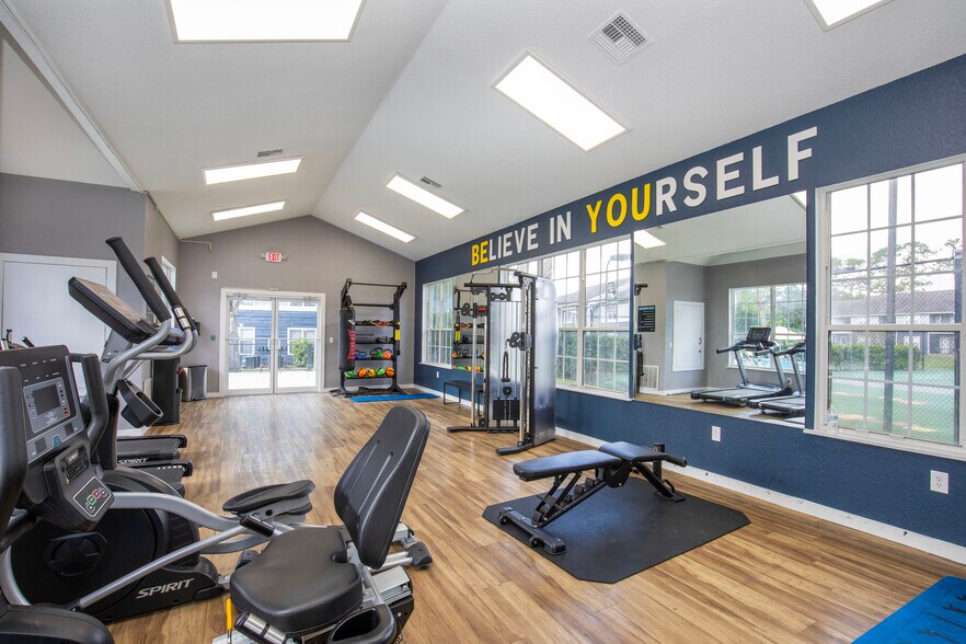 More Photos Of 100 Powell Blvd, Daytona Beach Apartments For Sale