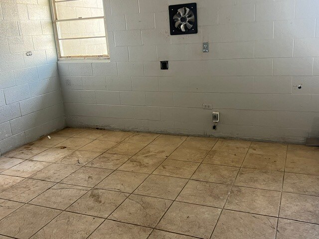 More Photos Of 6226 US-180 Hwy, Snyder Specialty For Sale