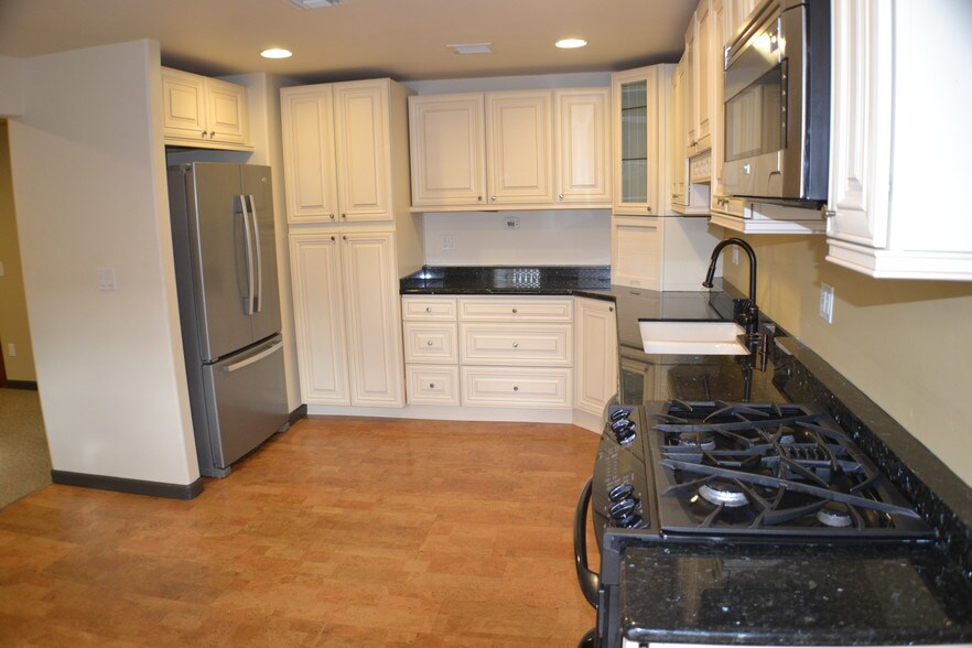 More Photos Of 2121-2127 Adams Ave, San Diego Storefront Retail Office For Sale