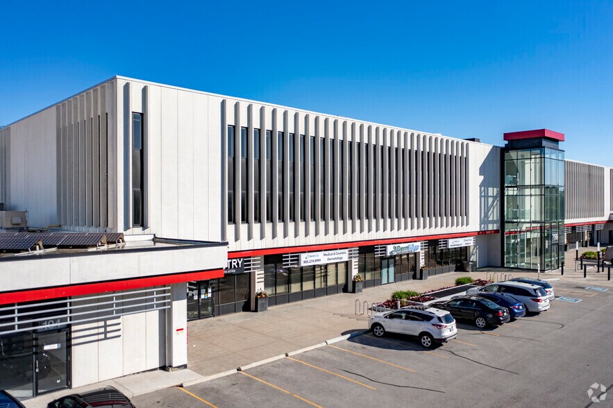 More Photos Of 755 Queensway E, Mississauga Medical For Lease