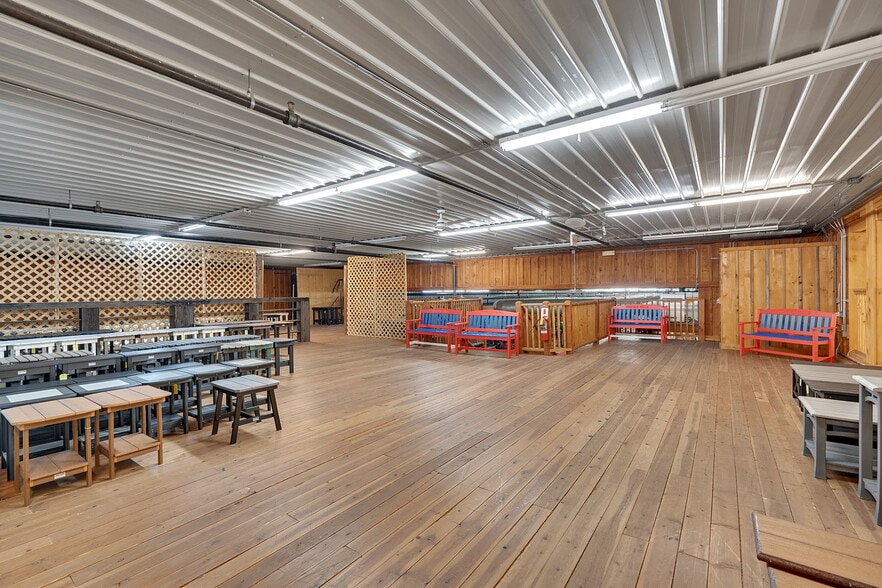 More Photos Of 9992 Main St, Clarence Warehouse For Sale